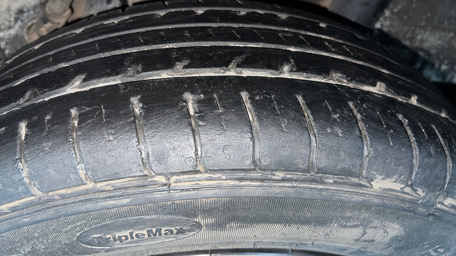 Used 2022 Hyundai Venue S 1.2 Petrol Petrol Manual tyres LEFT REAR TYRE TREAD VIEW