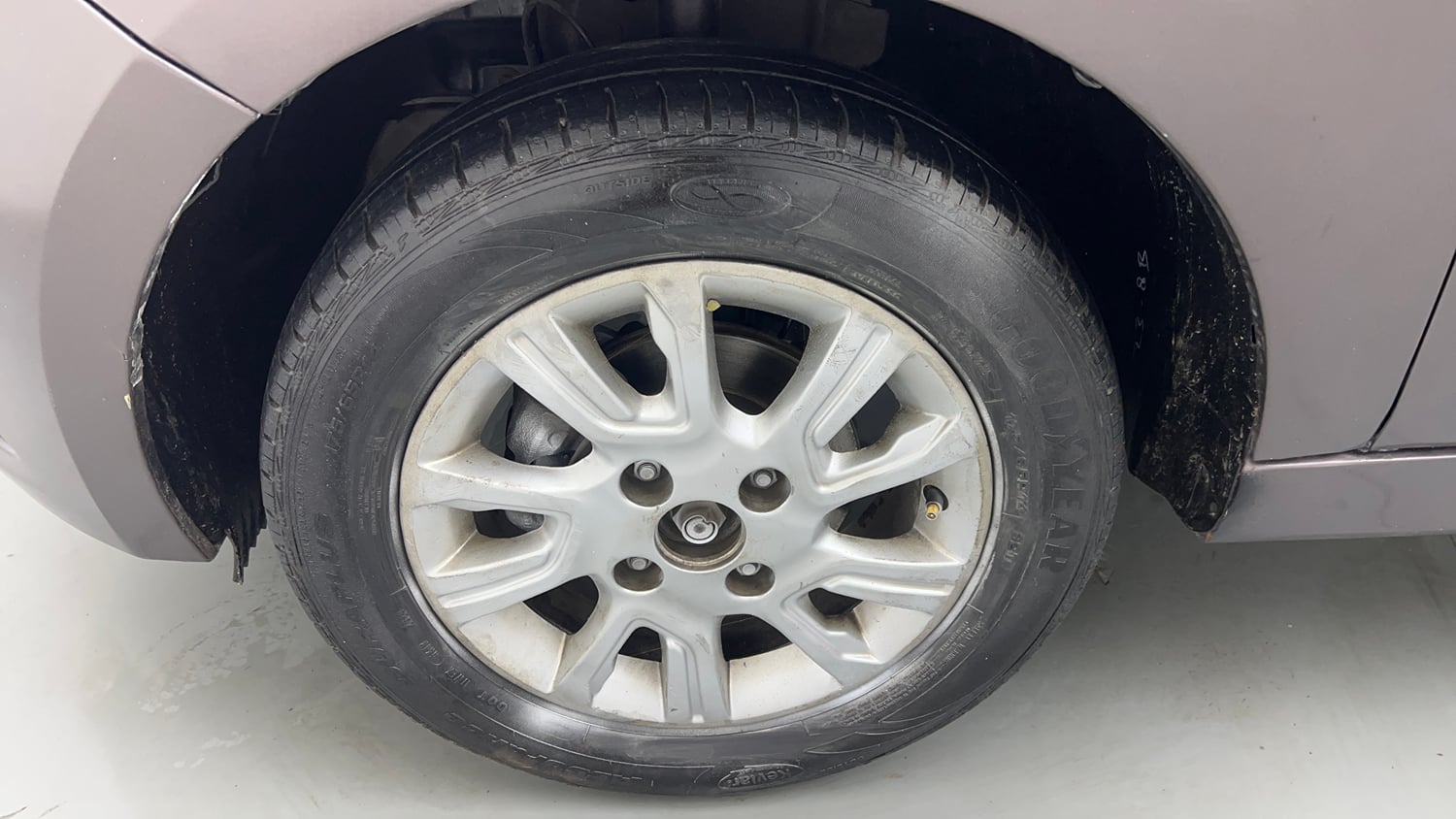 Used 2017 Tata Tiago Revotron XZ Petrol Manual tyres LEFT FRONT TYRE RIM VIEW