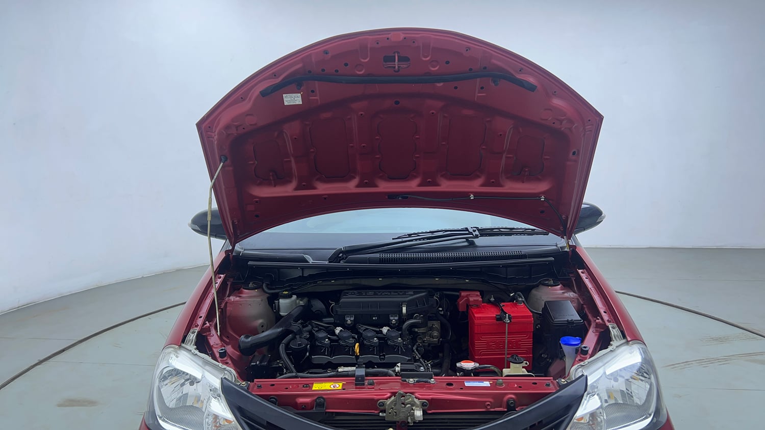 Used 2018 Toyota Etios Liva V Petrol Manual engine ENGINE & BONNET OPEN FRONT VIEW