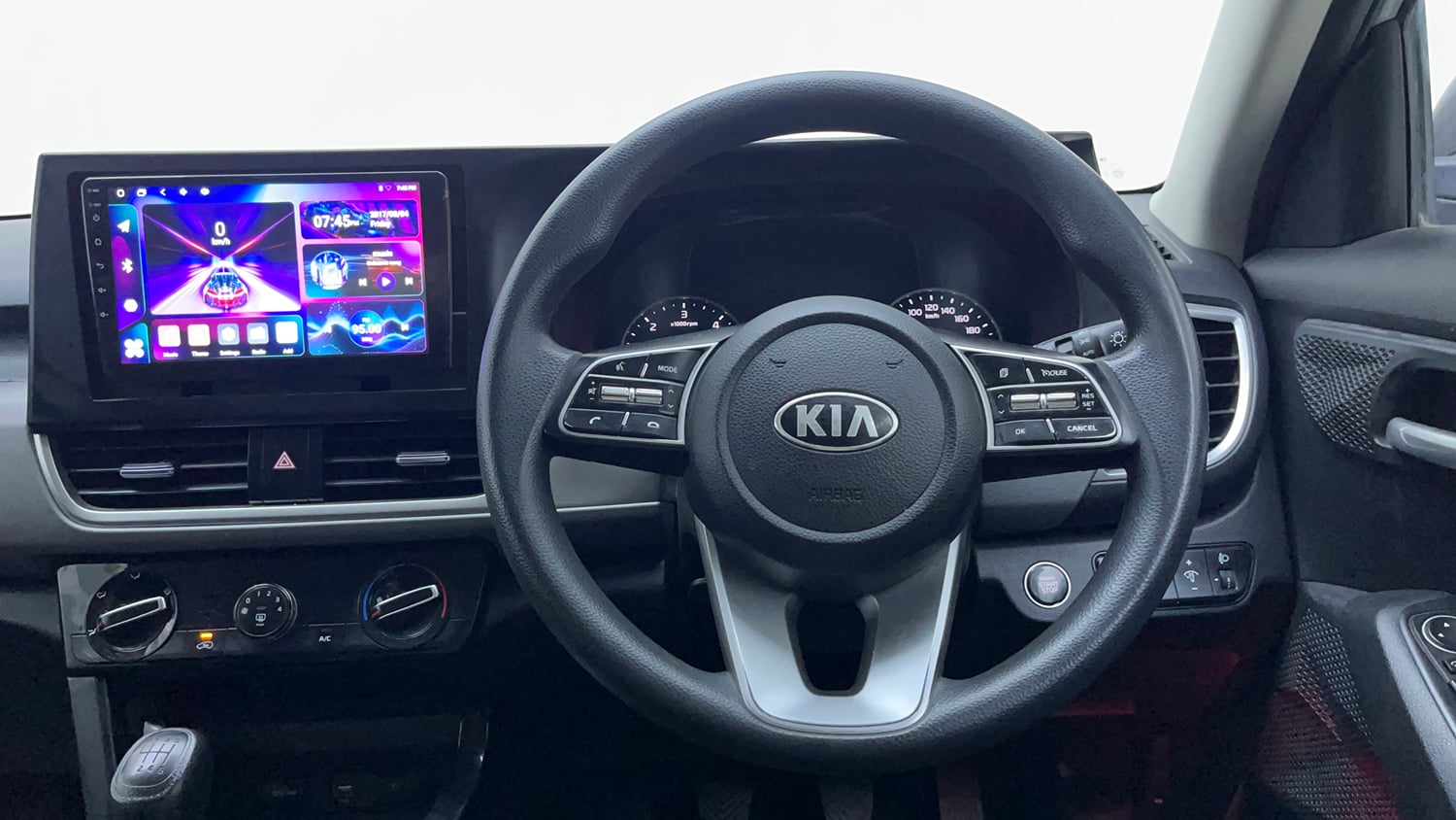 Used 2019 Kia Seltos HTK Plus 1.5 Diesel Diesel Manual interior STEERING VIEW