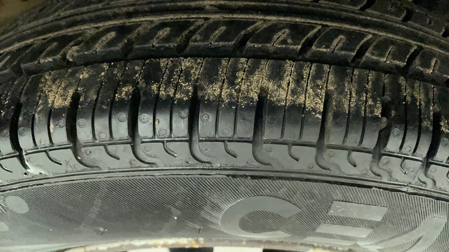 Used 2017 Tata Tiago Revotron XM Petrol Manual tyres LEFT REAR TYRE TREAD VIEW