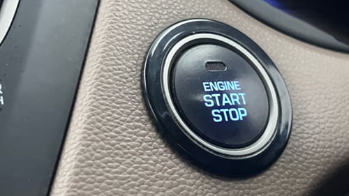 Used 2020 Hyundai Elite i20 Asta 1.2 (O) Petrol Manual top_features Keyless start