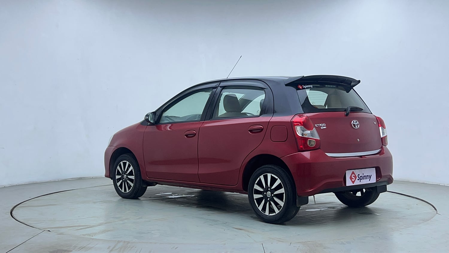 Used 2018 Toyota Etios Liva V Petrol Manual exterior LEFT REAR CORNER VIEW
