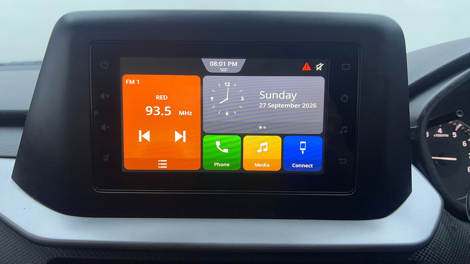 Used 2022 Maruti Suzuki Brezza Vxi AT Petrol Automatic top_features Integrated (in-dash) music system