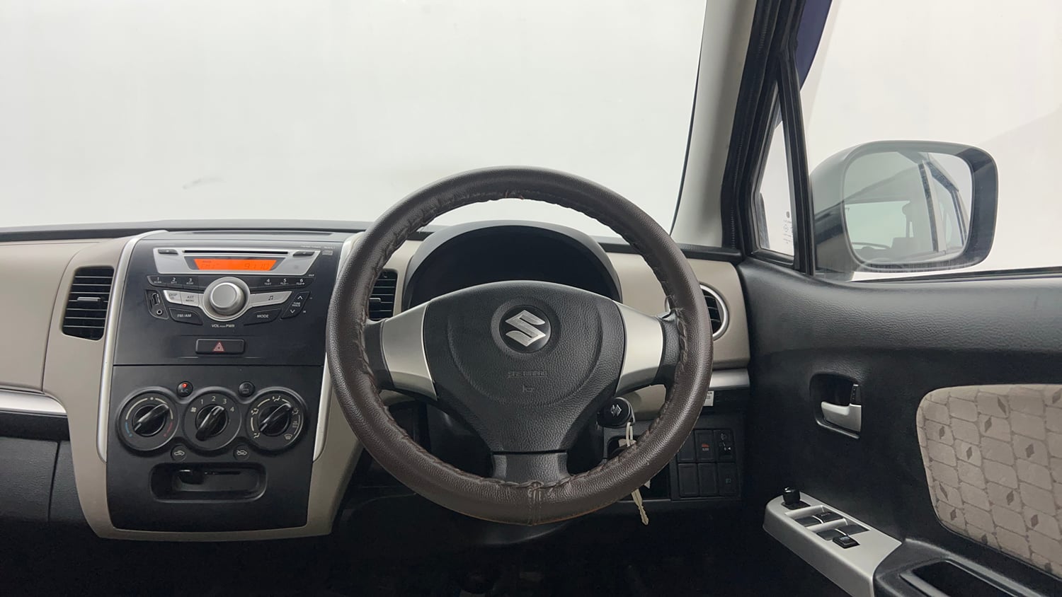 Used 2017 Maruti Suzuki Wagon R VXI Petrol Manual interior STEERING VIEW