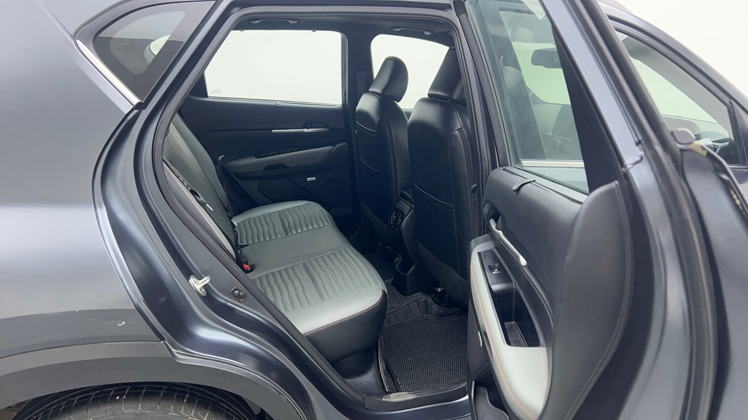 Used 2023 Kia Sonet X Line 1.0 DCT Petrol Automatic interior RIGHT SIDE REAR DOOR CABIN VIEW