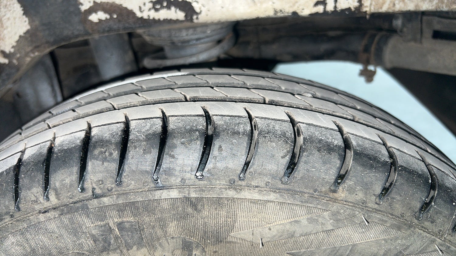 Used 2018 Maruti Suzuki Alto 800 VXi Petrol Manual tyres LEFT REAR TYRE TREAD VIEW