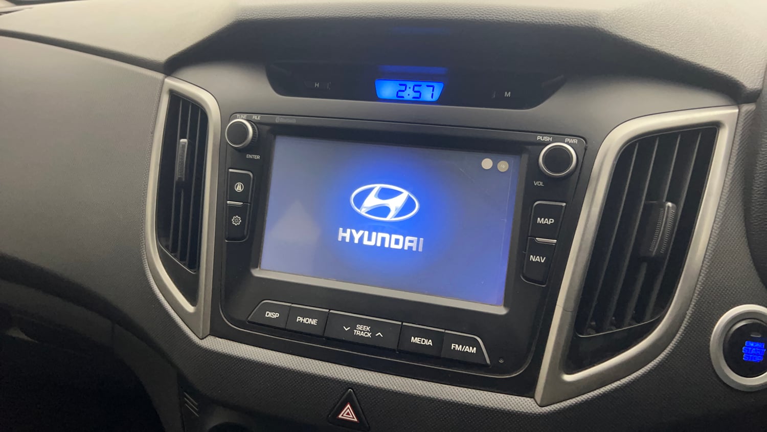 Used 2017 Hyundai Creta 1.6 SX Plus Petrol Special Edition Petrol Manual top_features Integrated (in-dash) music system