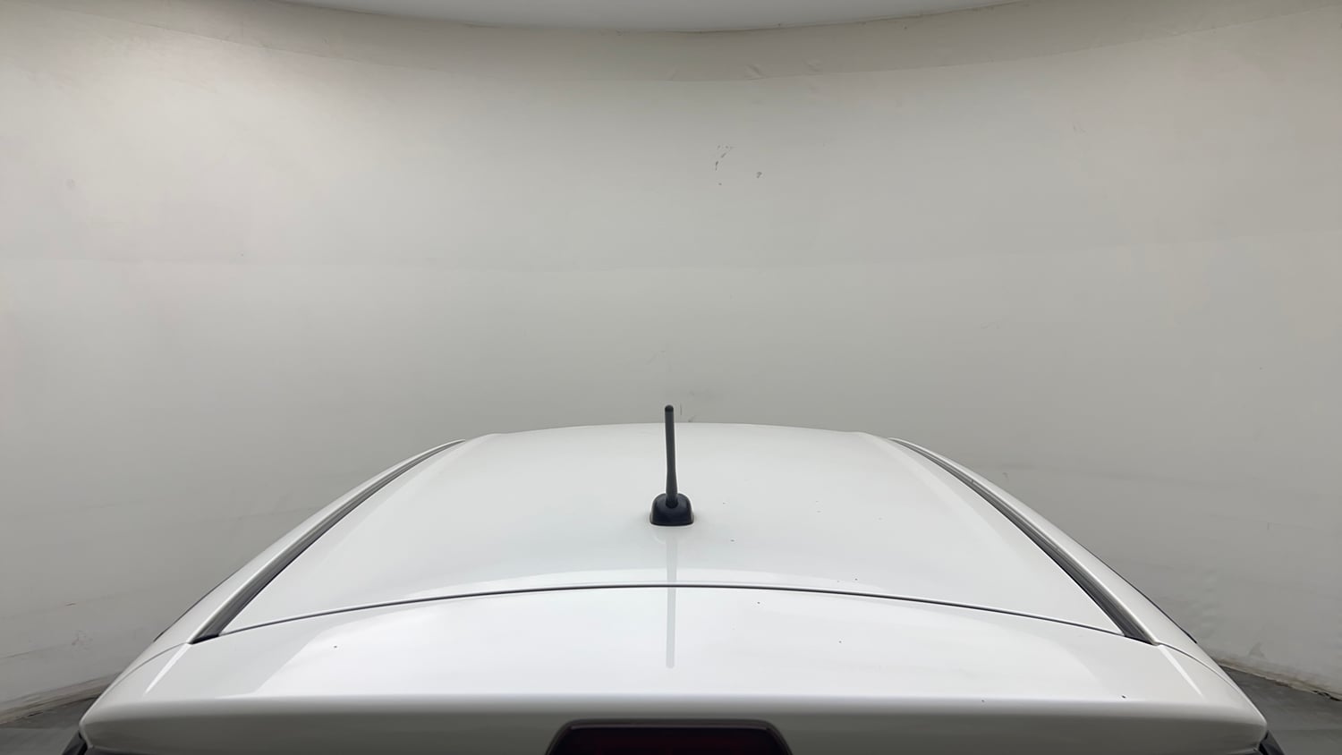 Used 2023 Maruti Suzuki Swift LXi Petrol Manual exterior EXTERIOR ROOF VIEW