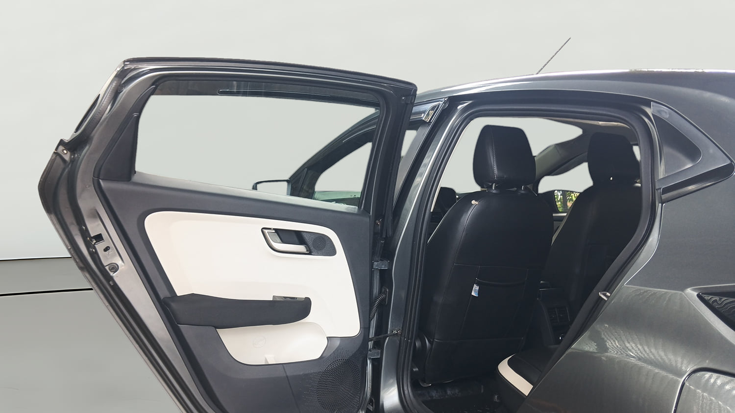 Used 2022 Tata Altroz XZ Plus i-Turbo Petrol Petrol Manual interior LEFT REAR DOOR OPEN VIEW