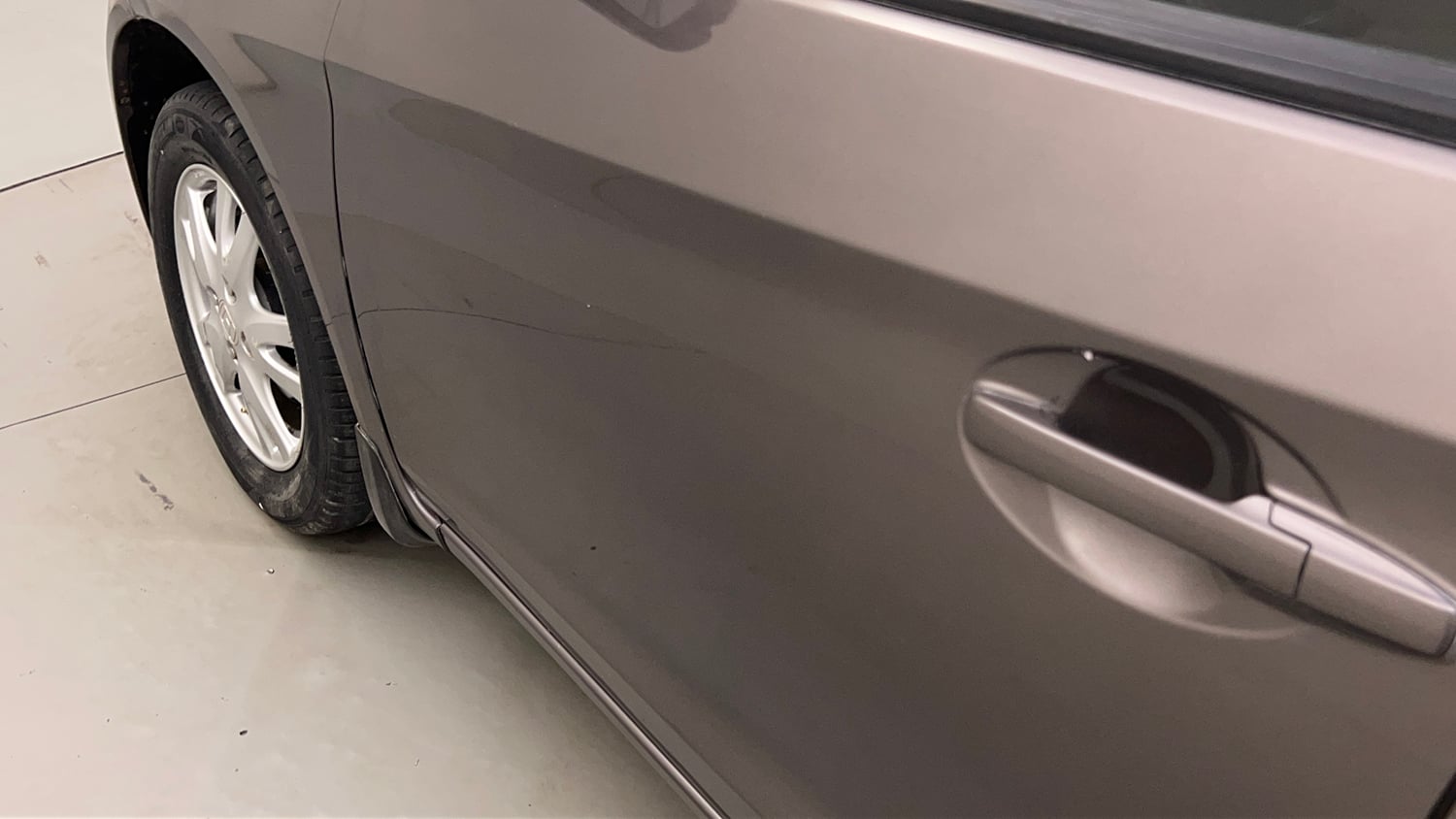 Used 2015 Honda Brio VX AT Petrol Automatic dents MINOR DENT