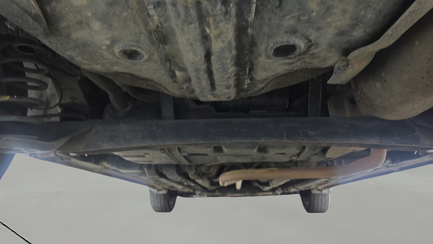 Used 2018 Hyundai Elite i20 Asta 1.2 Petrol Manual extra REAR UNDERBODY VIEW (TAKEN FROM REAR)