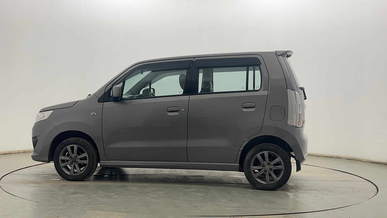 Used 2017 Maruti Suzuki Wagon R VXI+ Petrol Manual exterior LEFT SIDE VIEW
