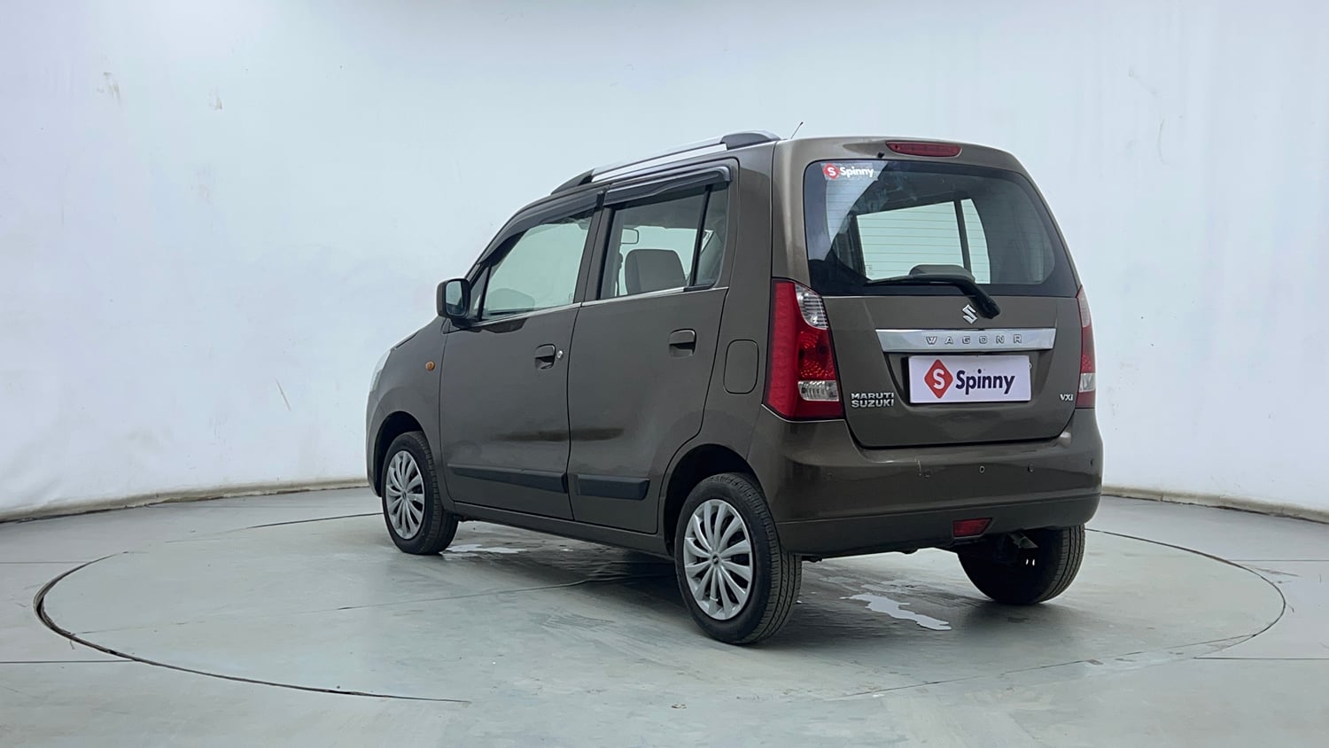 Used 2014 Maruti Suzuki Wagon R VXI Petrol Manual exterior LEFT REAR CORNER VIEW