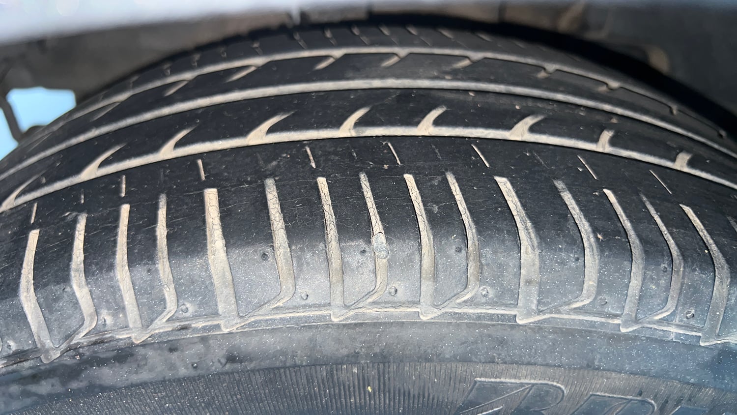 Used 2023 Tata Tigor XZA Plus Leatherette Pack Petrol Automatic tyres RIGHT REAR TYRE TREAD VIEW