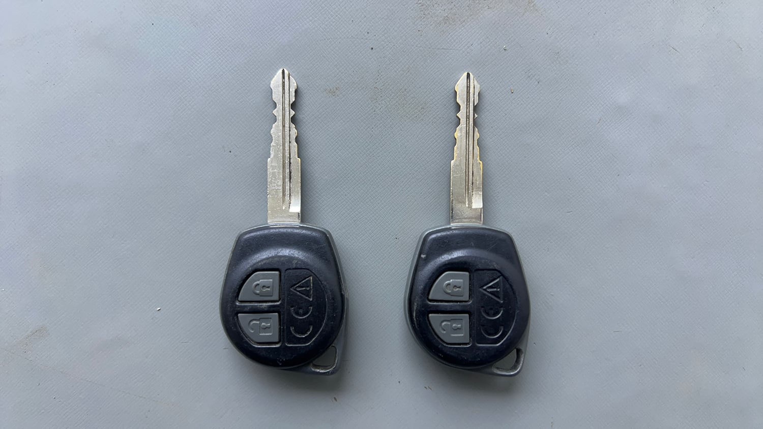 Used 2022 Maruti Suzuki Brezza Vxi AT Petrol Automatic extra CAR KEY VIEW