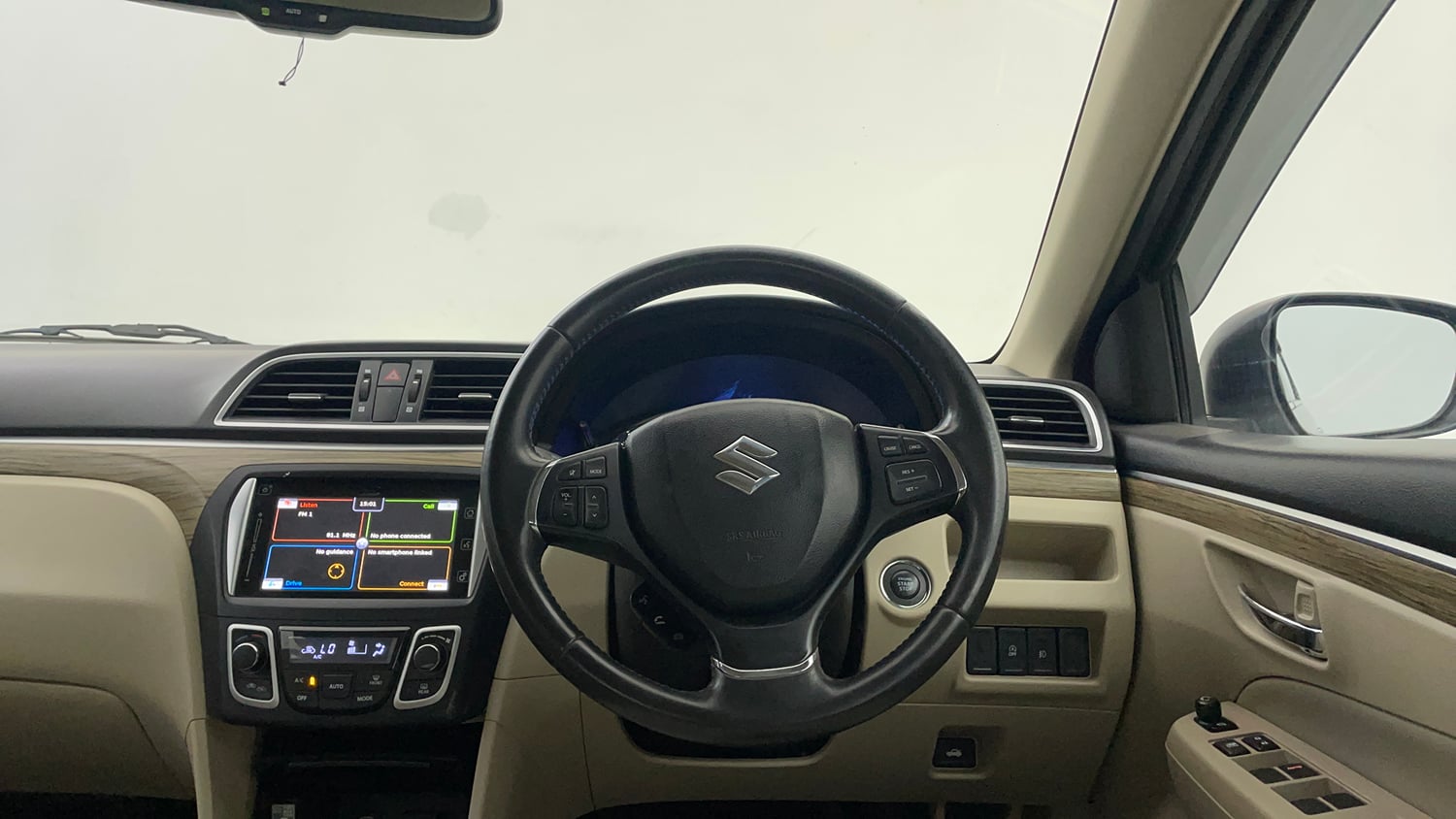 Used 2019 Maruti Suzuki Ciaz Alpha Hybrid 1.5 Petrol Manual interior STEERING VIEW
