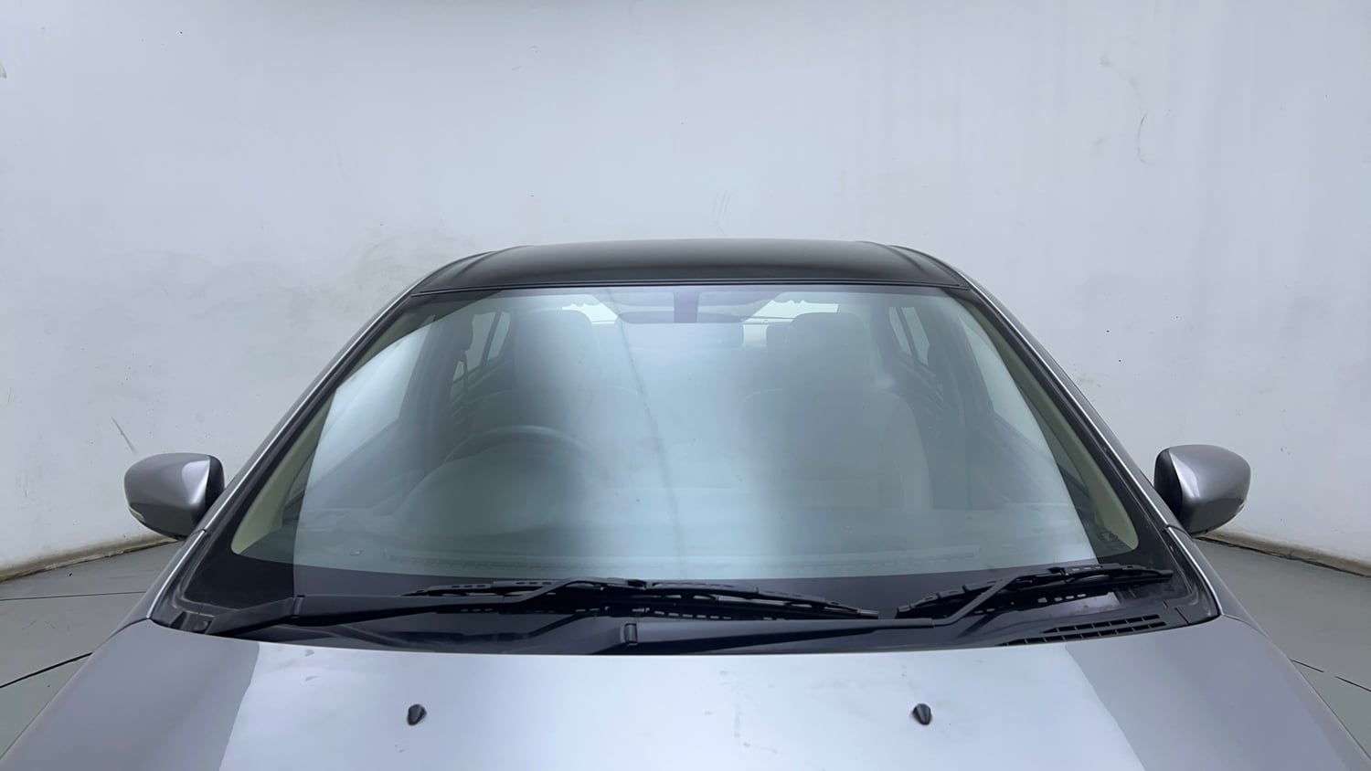 Used 2021 Maruti Suzuki Ciaz Alpha 1.5 Petrol Manual exterior FRONT WINDSHIELD VIEW