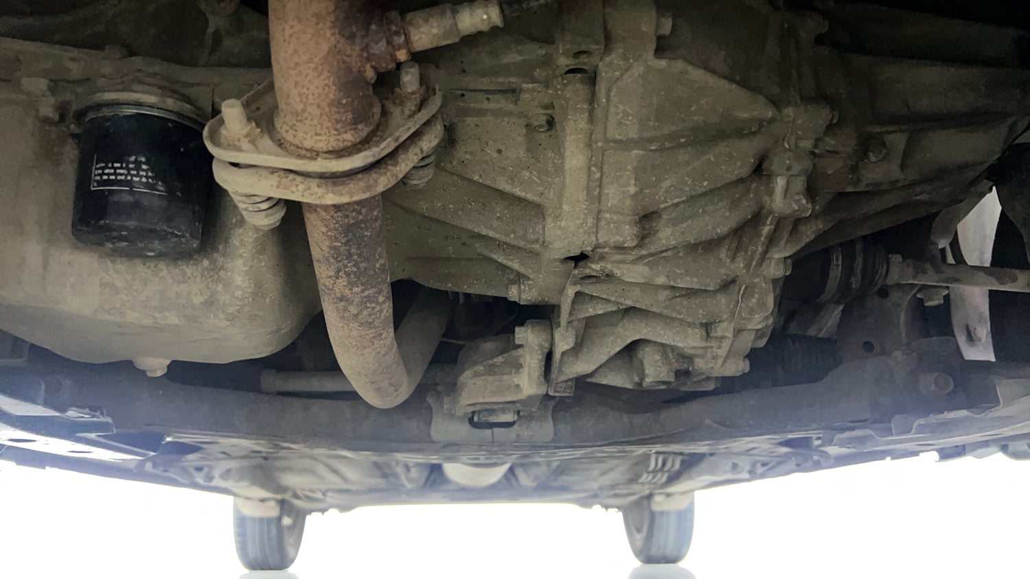 Used 2019 Maruti Suzuki Dzire VXi AMT Petrol Automatic extra FRONT LEFT UNDERBODY VIEW