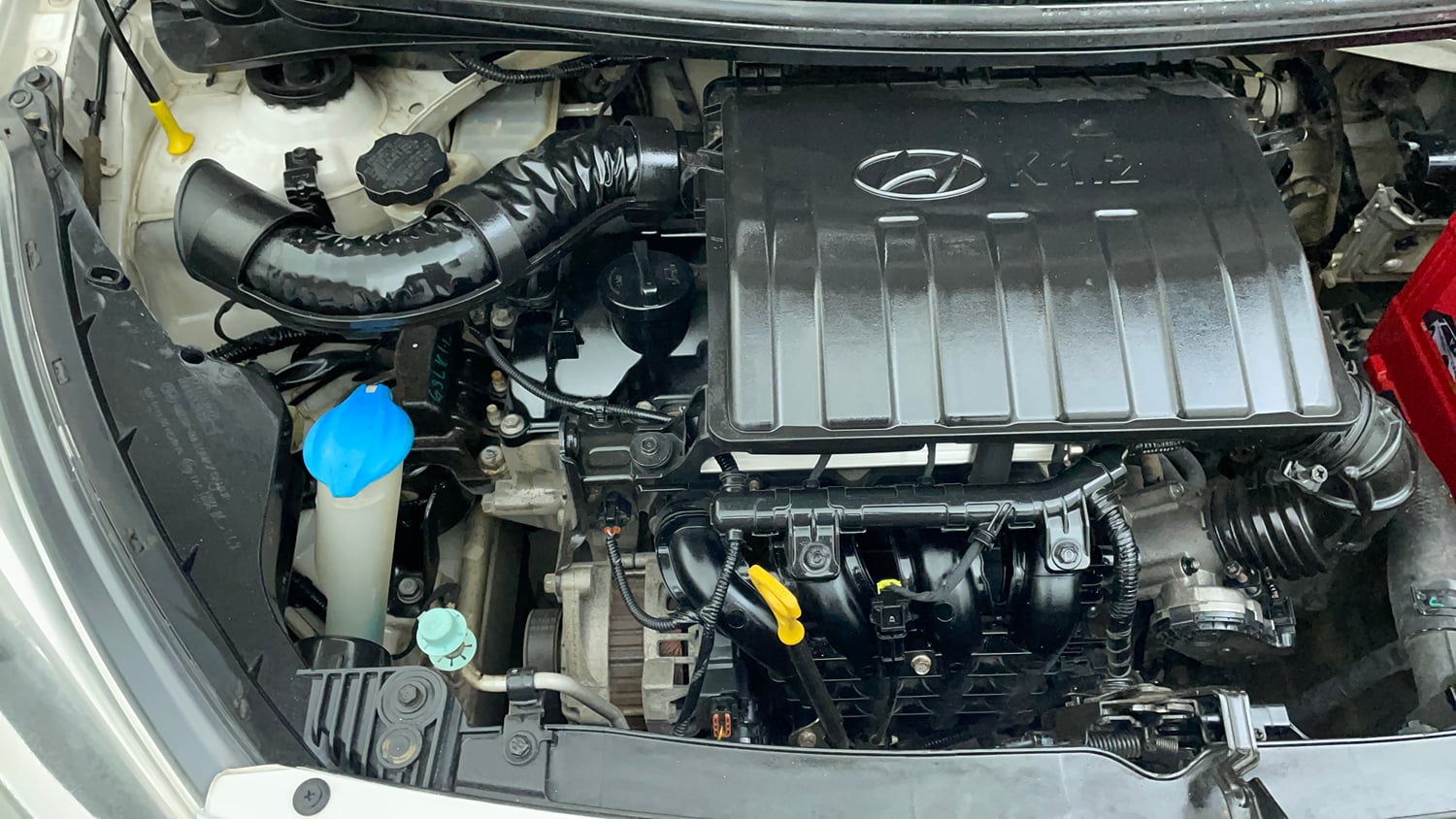 Used 2014 Hyundai Xcent S 1.2 (O) Petrol Manual engine ENGINE RIGHT SIDE VIEW