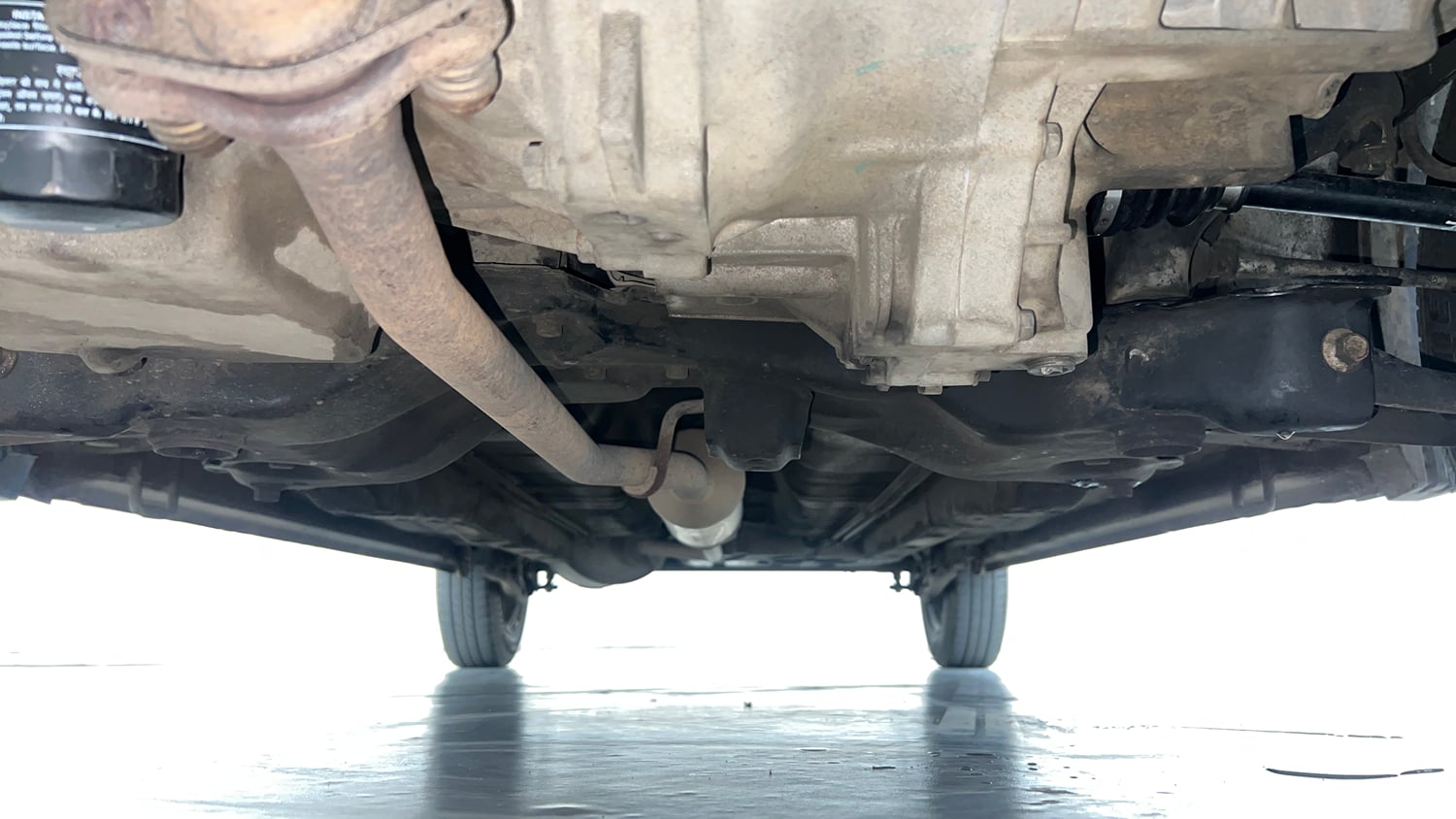 Used 2017 Maruti Suzuki Wagon R VXI Petrol Manual extra FRONT LEFT UNDERBODY VIEW