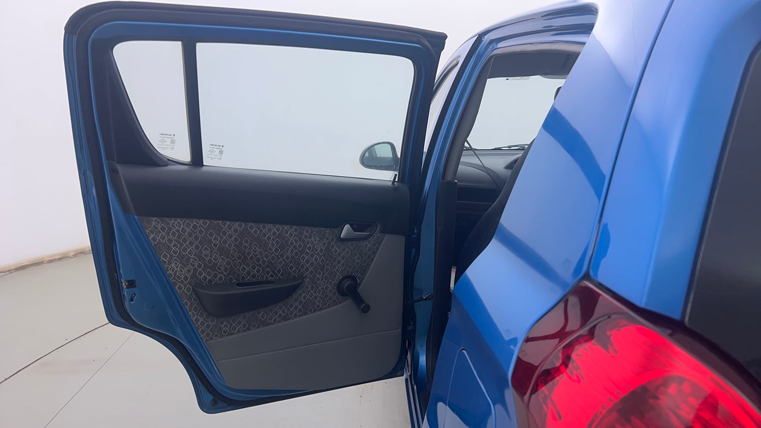 Used 2017 Maruti Suzuki Alto 800 LXi Petrol Manual interior LEFT REAR DOOR OPEN VIEW