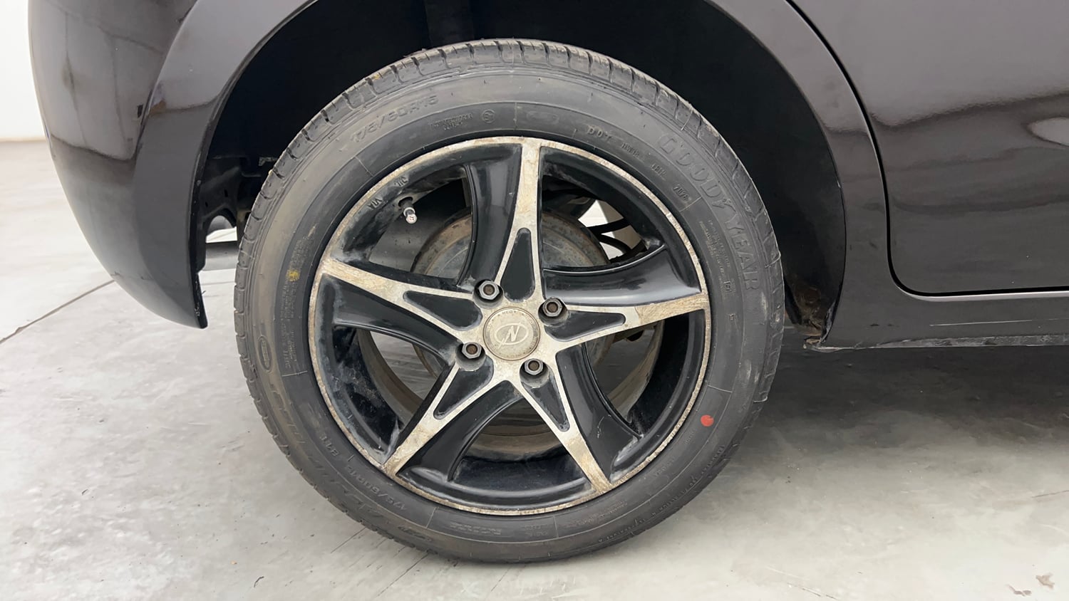 Used 2016 Nissan Micra XL CVT Petrol Automatic tyres RIGHT REAR TYRE RIM VIEW