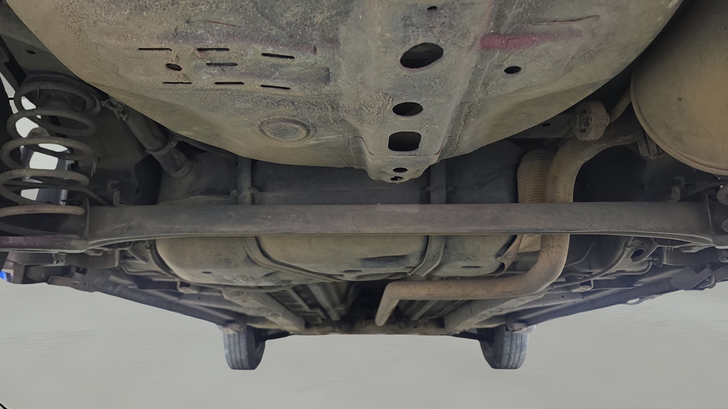 Used 2012 Maruti Suzuki Swift VDi Diesel Manual extra REAR UNDERBODY VIEW (TAKEN FROM REAR)