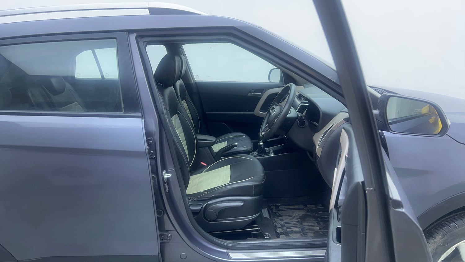 Used 2016 Hyundai Creta 1.6 SX Plus Petrol Petrol Manual interior RIGHT SIDE FRONT DOOR CABIN VIEW