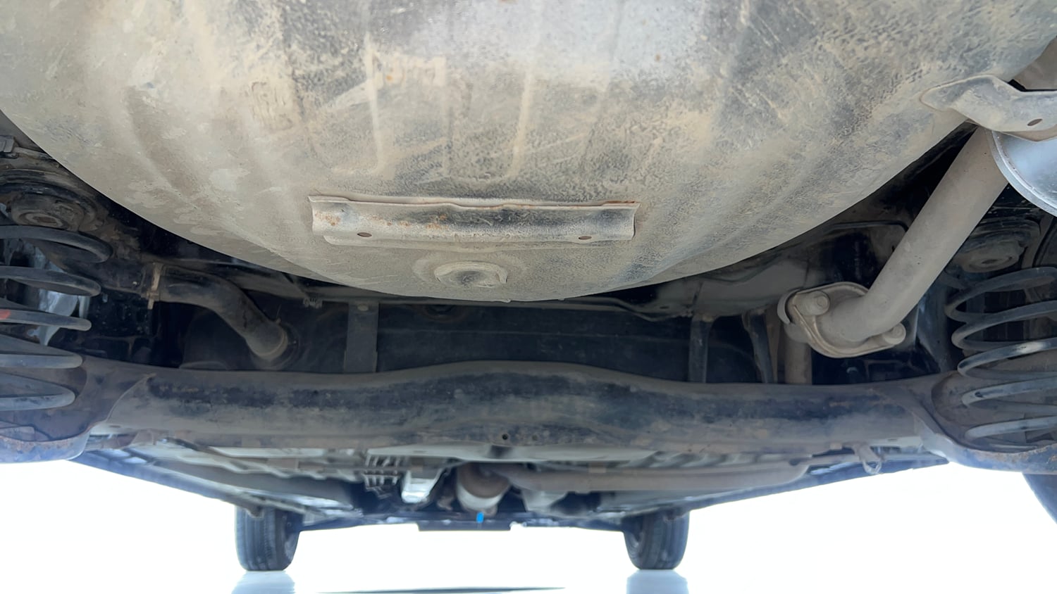 Used 2017 Honda Amaze 1.2 S i-VTEC Petrol Manual extra REAR UNDERBODY VIEW (TAKEN FROM REAR)