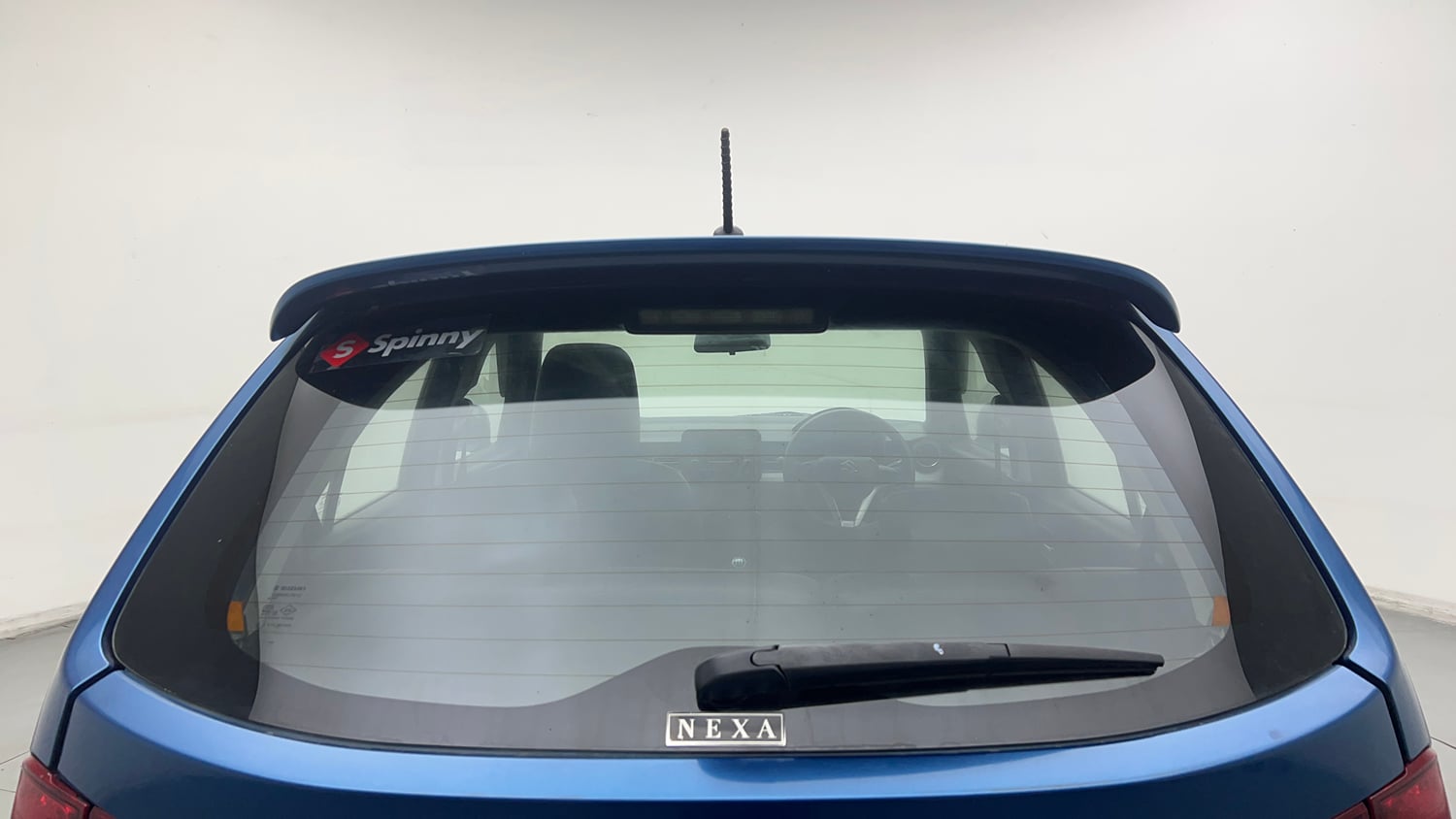 Used 2017 Maruti Suzuki Ignis  Zeta Dual Tone MT Petrol Petrol Manual exterior BACK WINDSHIELD VIEW