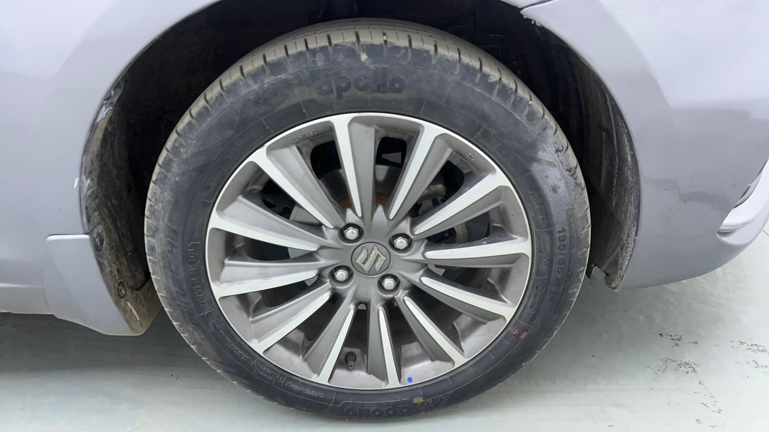 Used 2021 Maruti Suzuki Ciaz Alpha 1.5 Petrol Manual tyres RIGHT FRONT TYRE RIM VIEW
