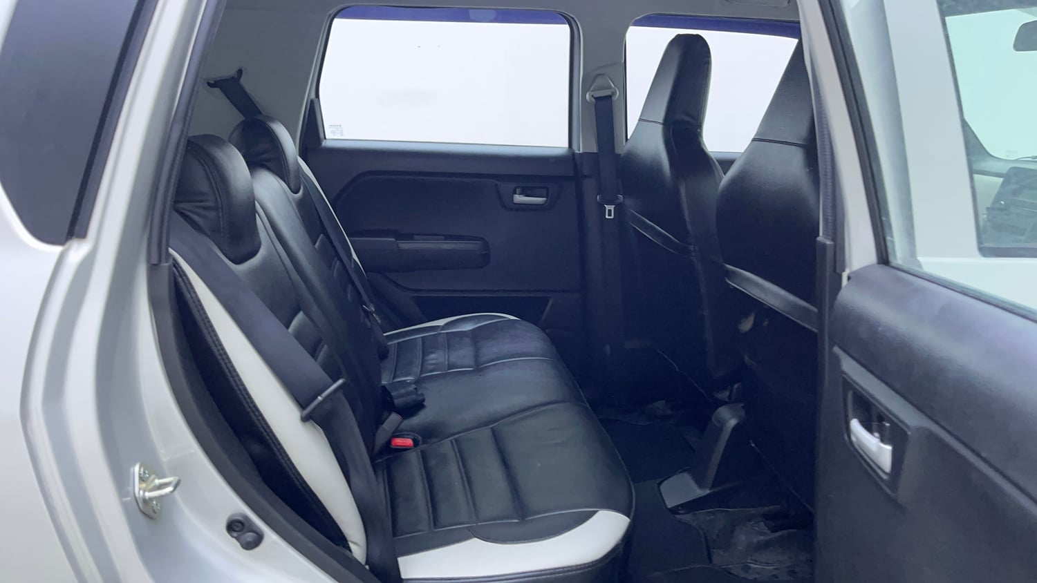 Used 2024 Maruti Suzuki Wagon R VXI 1.0 AGS Petrol Automatic interior RIGHT SIDE REAR DOOR CABIN VIEW