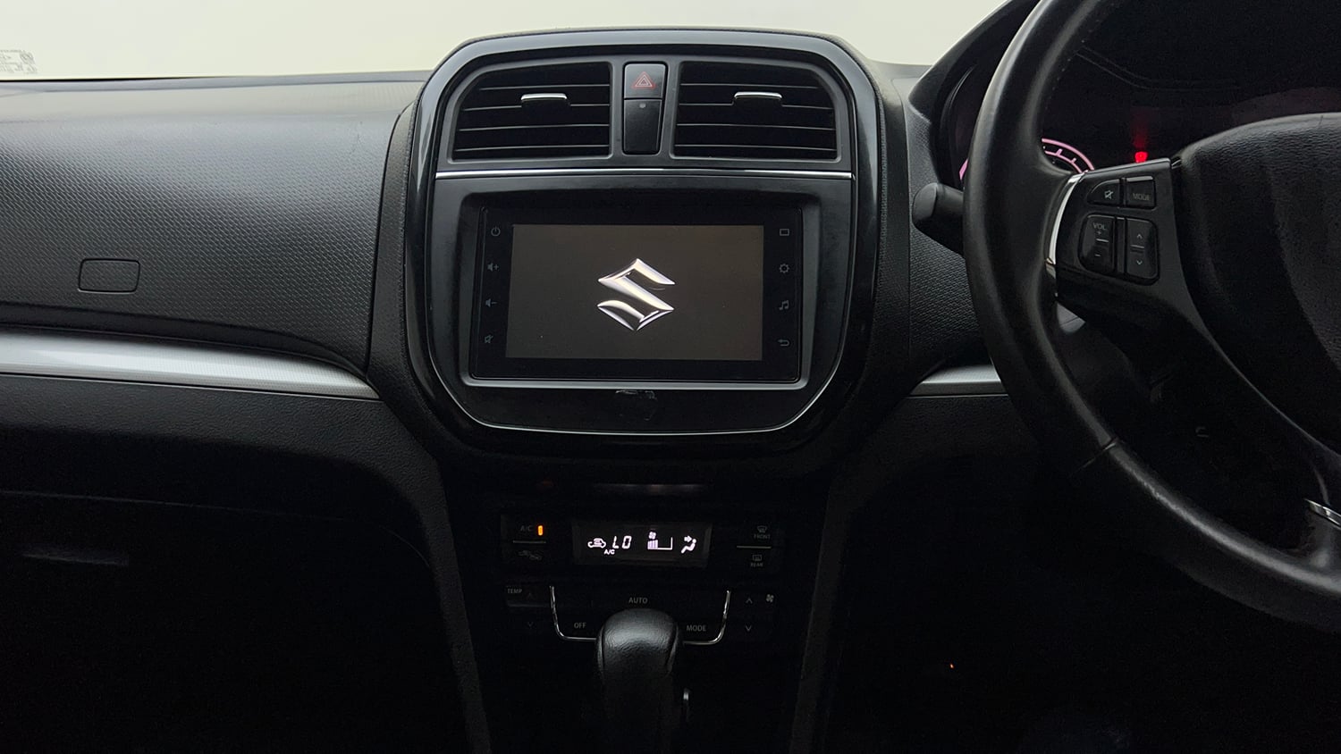 Used 2021 Maruti Suzuki Vitara Brezza ZXi Plus AT SHVS Petrol Automatic interior MUSIC SYSTEM & AC CONTROL VIEW