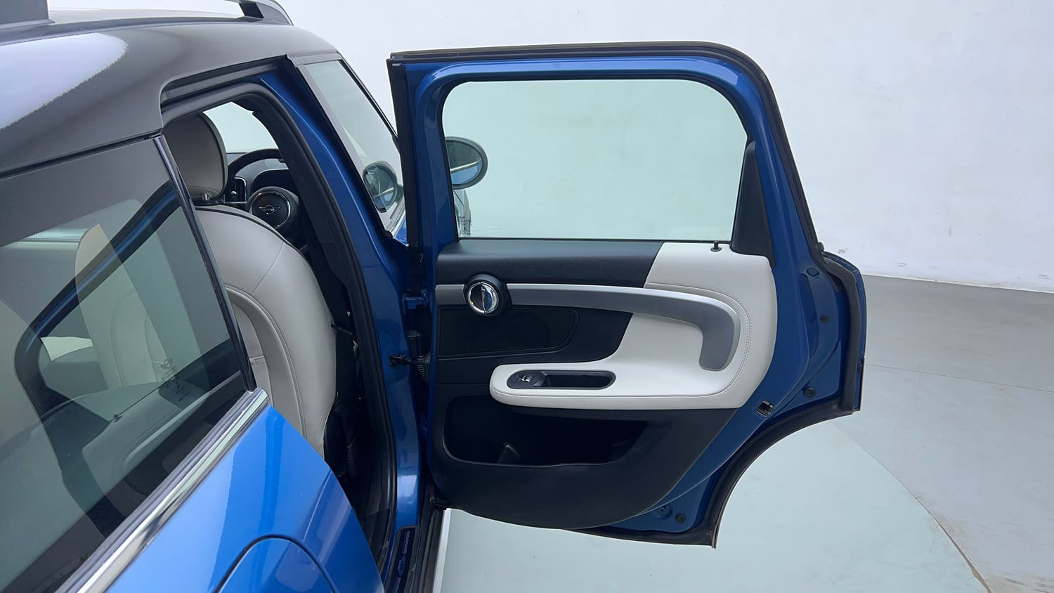 Used 2021 Mini Countryman Cooper S JCW Inspired Petrol Automatic interior RIGHT REAR DOOR OPEN VIEW