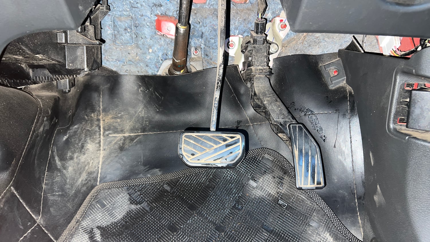 Used 2024 Maruti Suzuki Alto K10 VXi Plus AGS Petrol Automatic interior PEDALS VIEW