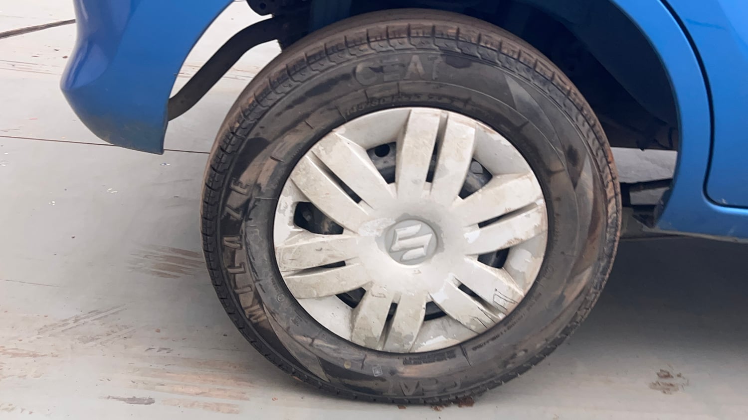 Used 2017 Maruti Suzuki Alto 800 LXi Petrol Manual tyres RIGHT REAR TYRE TREAD VIEW