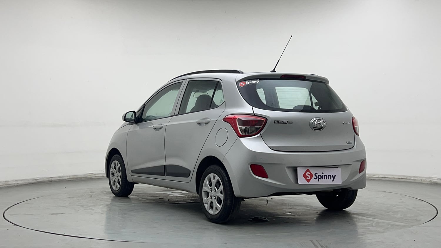 Used 2016 Hyundai Grand i10 Sportz 1.2 Kappa VTVT Petrol Manual exterior LEFT REAR CORNER VIEW