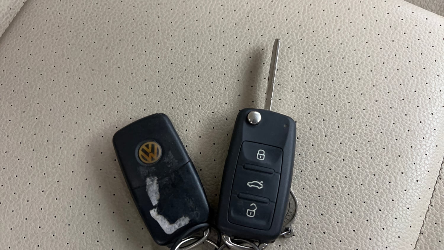 Used 2014 Volkswagen Vento Highline Diesel Diesel Manual extra CAR KEY VIEW