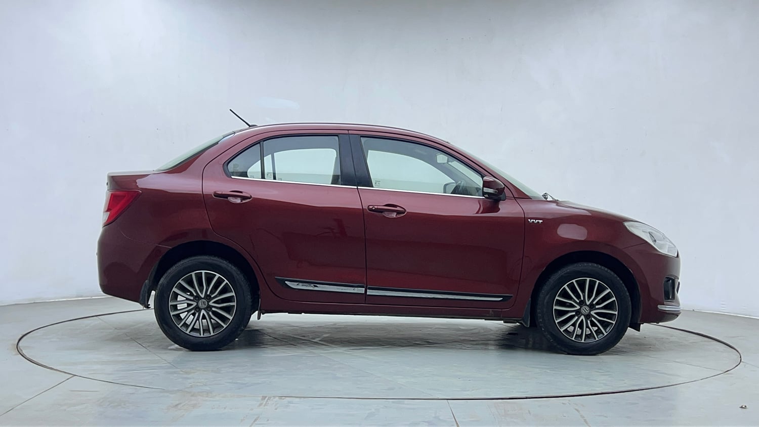 Used 2019 Maruti Suzuki Dzire VXi AMT Petrol Automatic exterior RIGHT SIDE VIEW