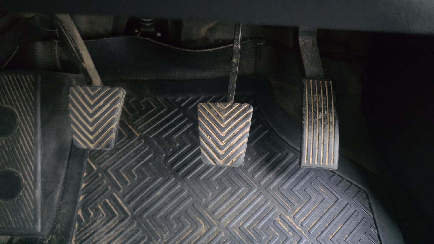 Used 2018 Hyundai Elite i20 Asta 1.2 Petrol Manual interior PEDALS VIEW