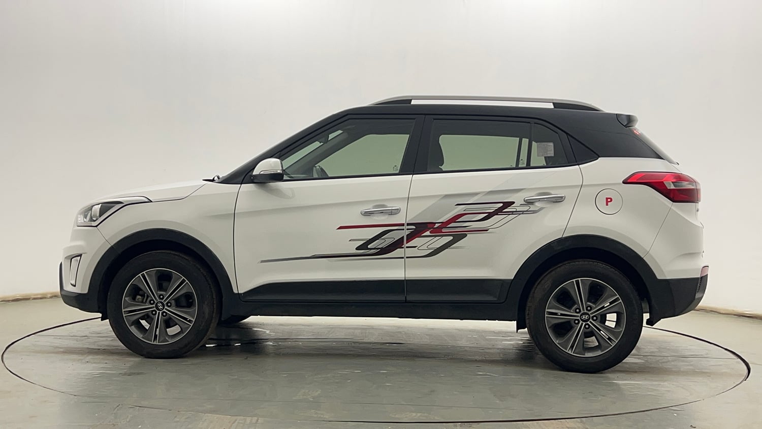 Used 2017 Hyundai Creta 1.6 SX Plus Petrol Special Edition Petrol Manual exterior LEFT SIDE VIEW