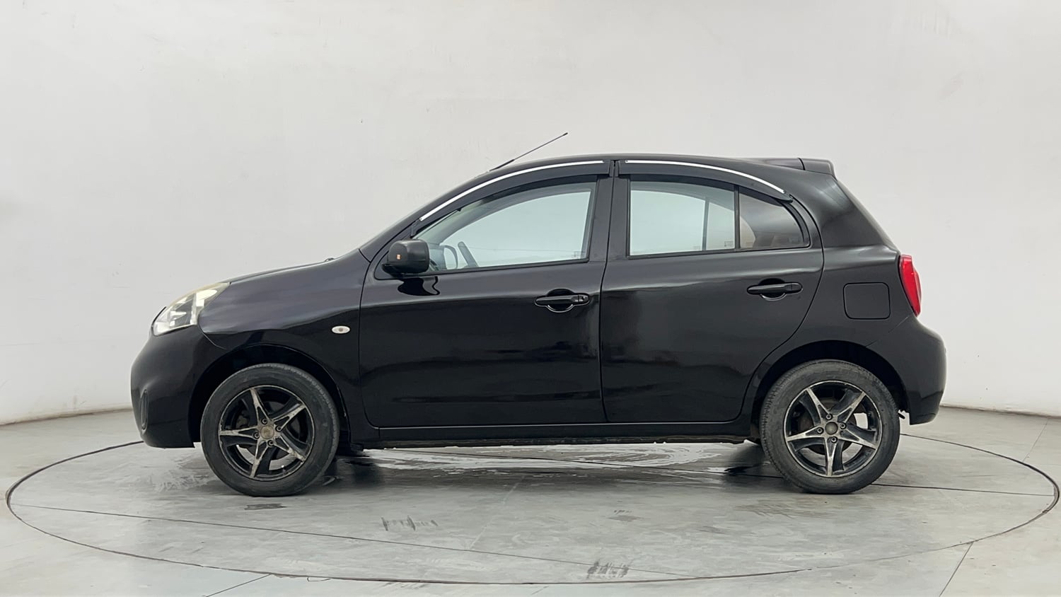 Used 2016 Nissan Micra XL CVT Petrol Automatic exterior LEFT SIDE VIEW