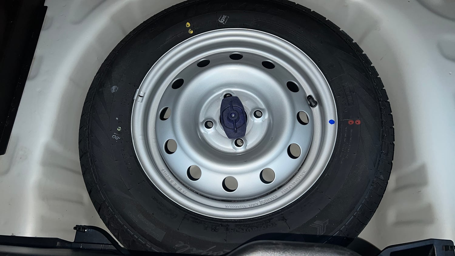Used 2023 Maruti Suzuki Swift LXi Petrol Manual tyres SPARE TYRE VIEW