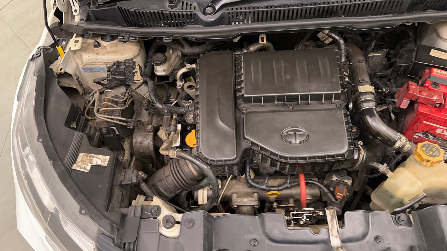 Used 2021 Tata Nexon XZ Plus Diesel Diesel Manual engine ENGINE RIGHT SIDE VIEW