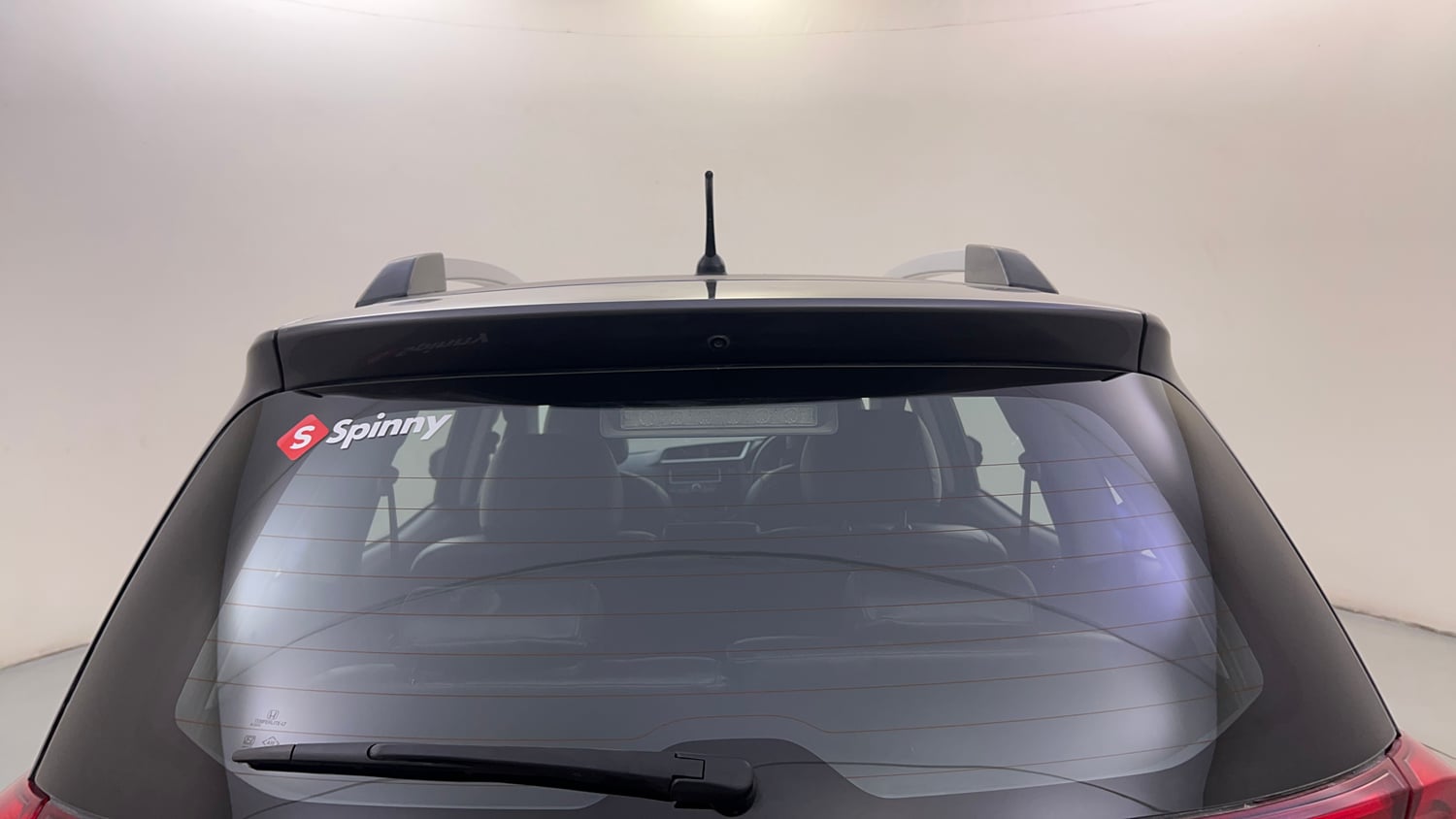 Used 2018 Honda BR-V V Petrol Petrol Manual top_features Rear defogger