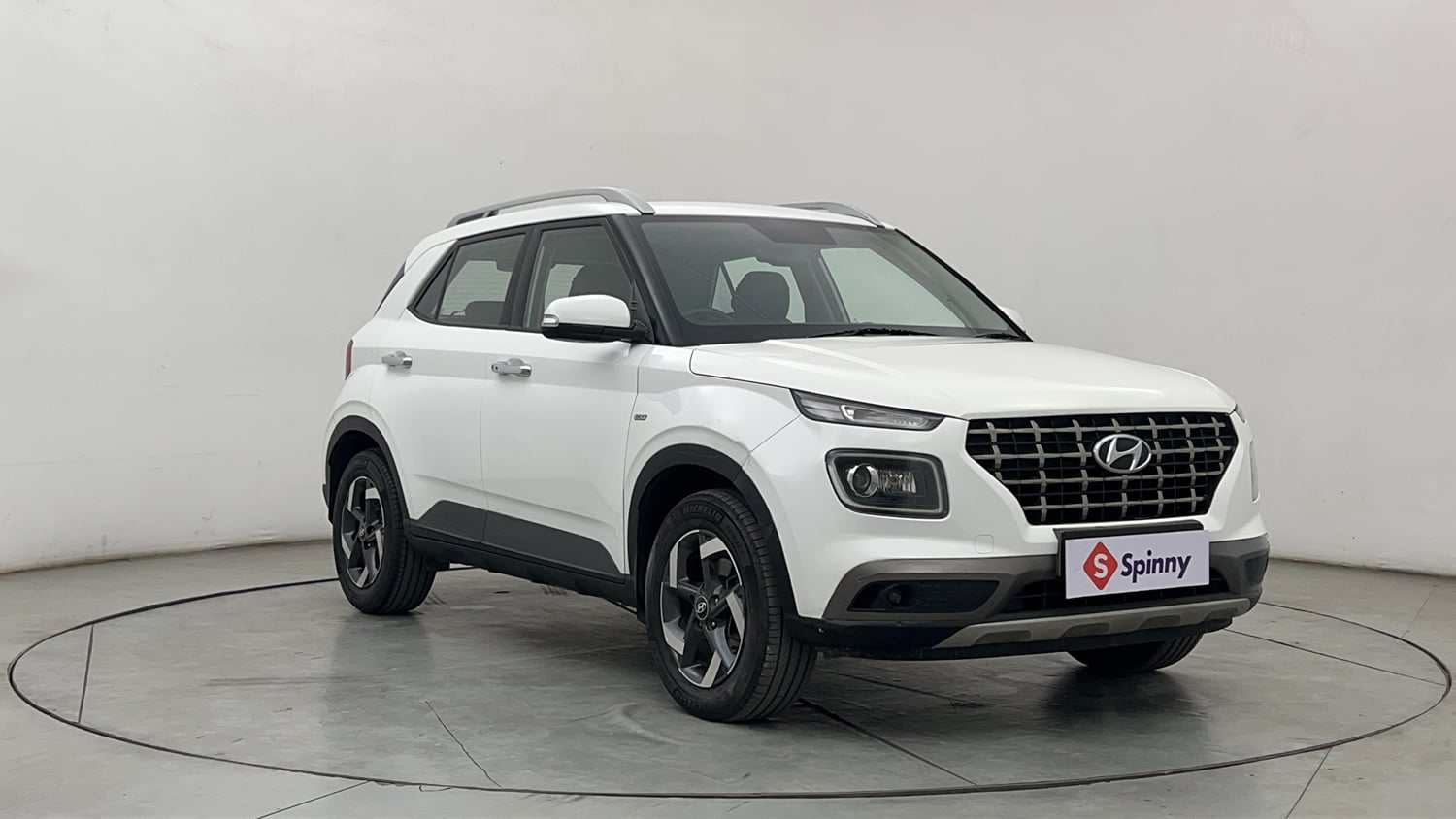 Used 2019 Hyundai Venue SX Plus 1.0 Turbo DCT Petrol Automatic exterior RIGHT FRONT CORNER VIEW