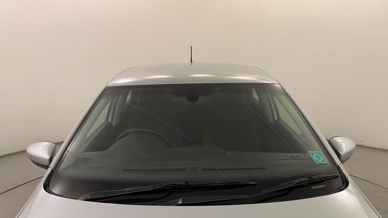 Used 2019 Volkswagen Polo Highline Plus 1.0 (P) 16 Alloy Petrol Manual exterior FRONT WINDSHIELD VIEW