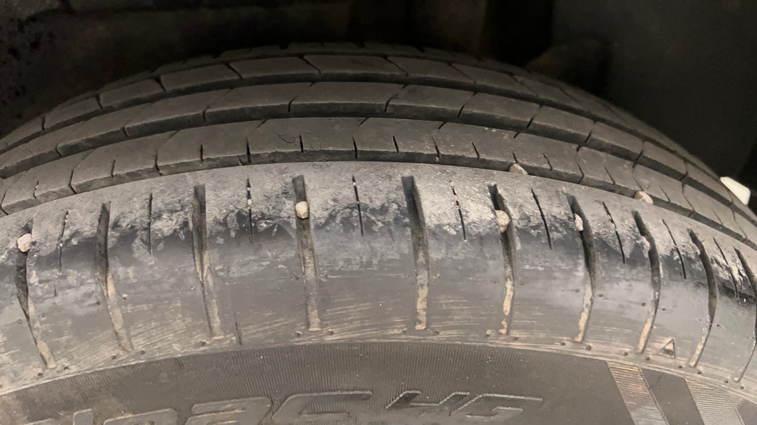 Used 2021 Maruti Suzuki Dzire ZXi AGS Petrol Automatic tyres LEFT REAR TYRE TREAD VIEW