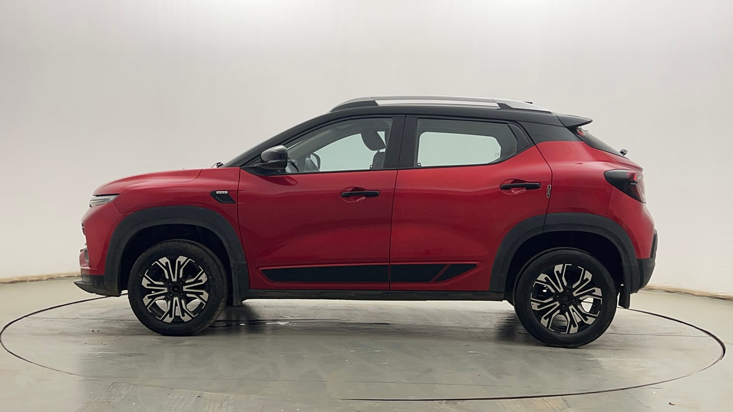 Used 2022 Renault Kiger RXZ Turbo MT Dual Tone Petrol Manual exterior LEFT SIDE VIEW